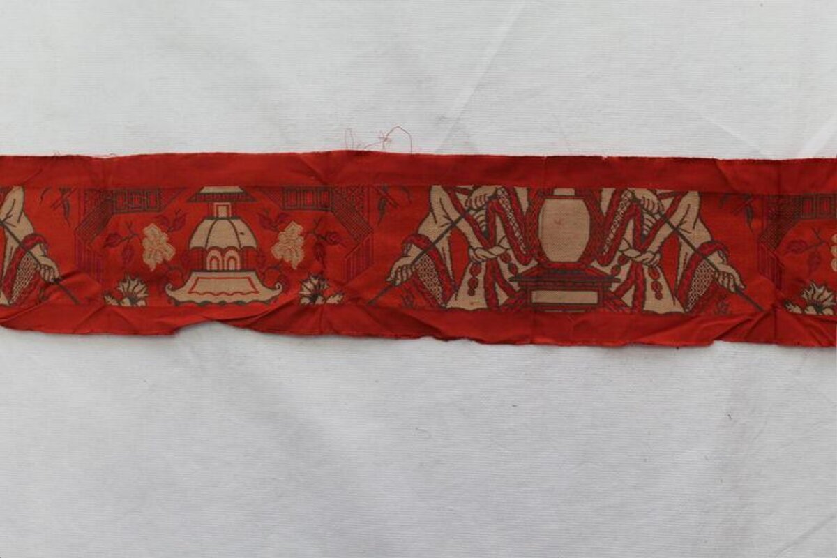 Red Traditional Pattern Printed Fabric Strip