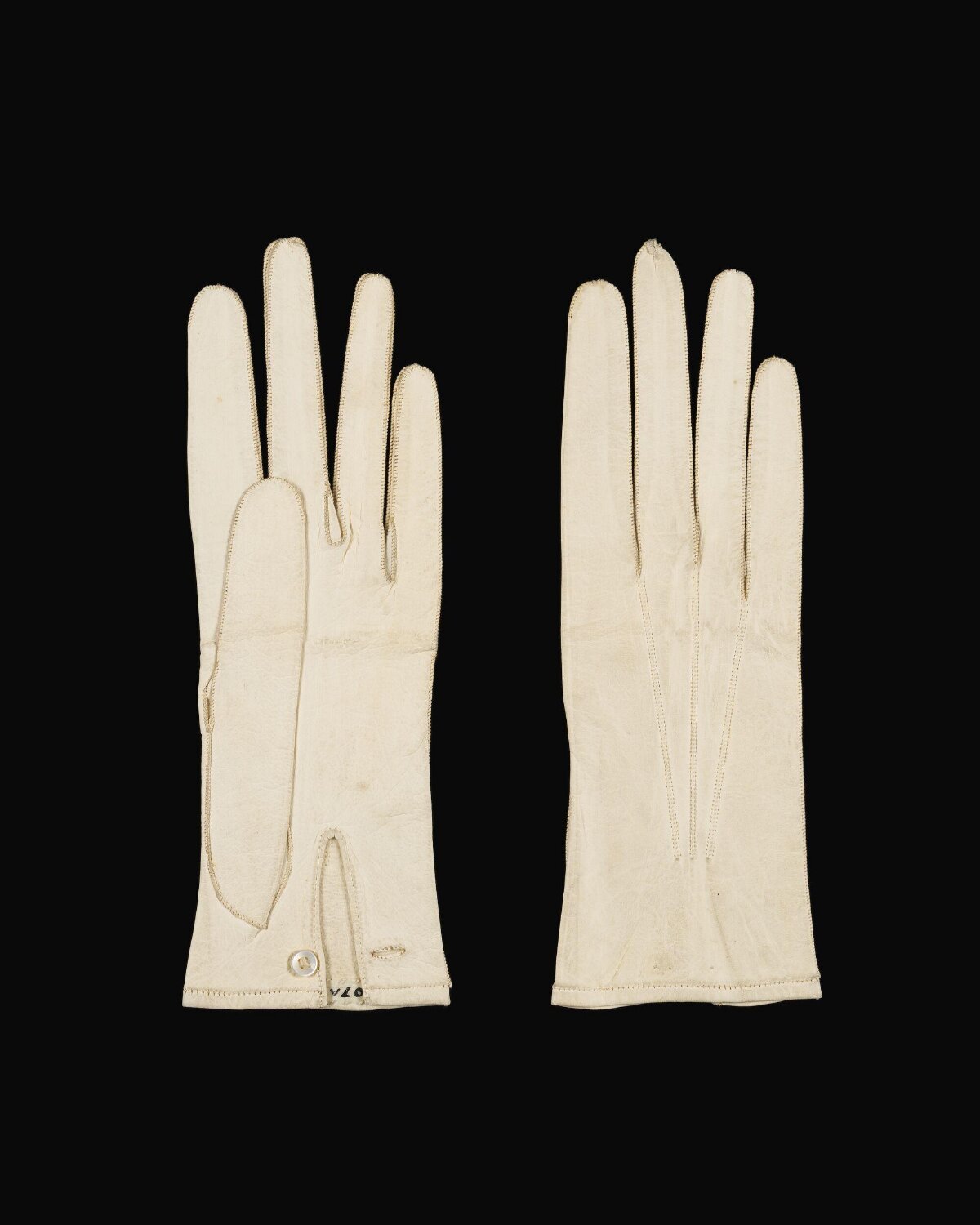 Pair of Ivory Leather Gloves