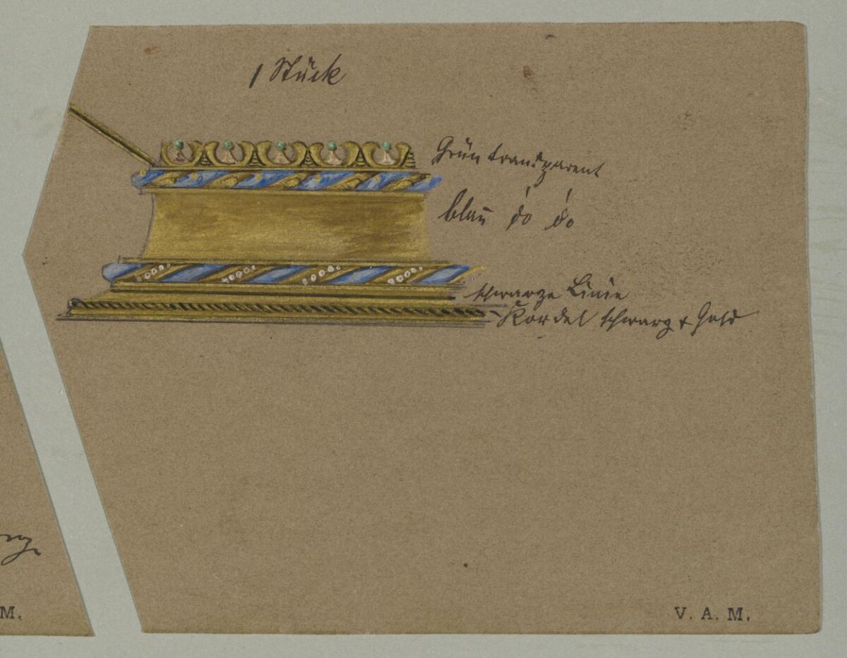 Hand-drawn Gold Ornament Design Sketch