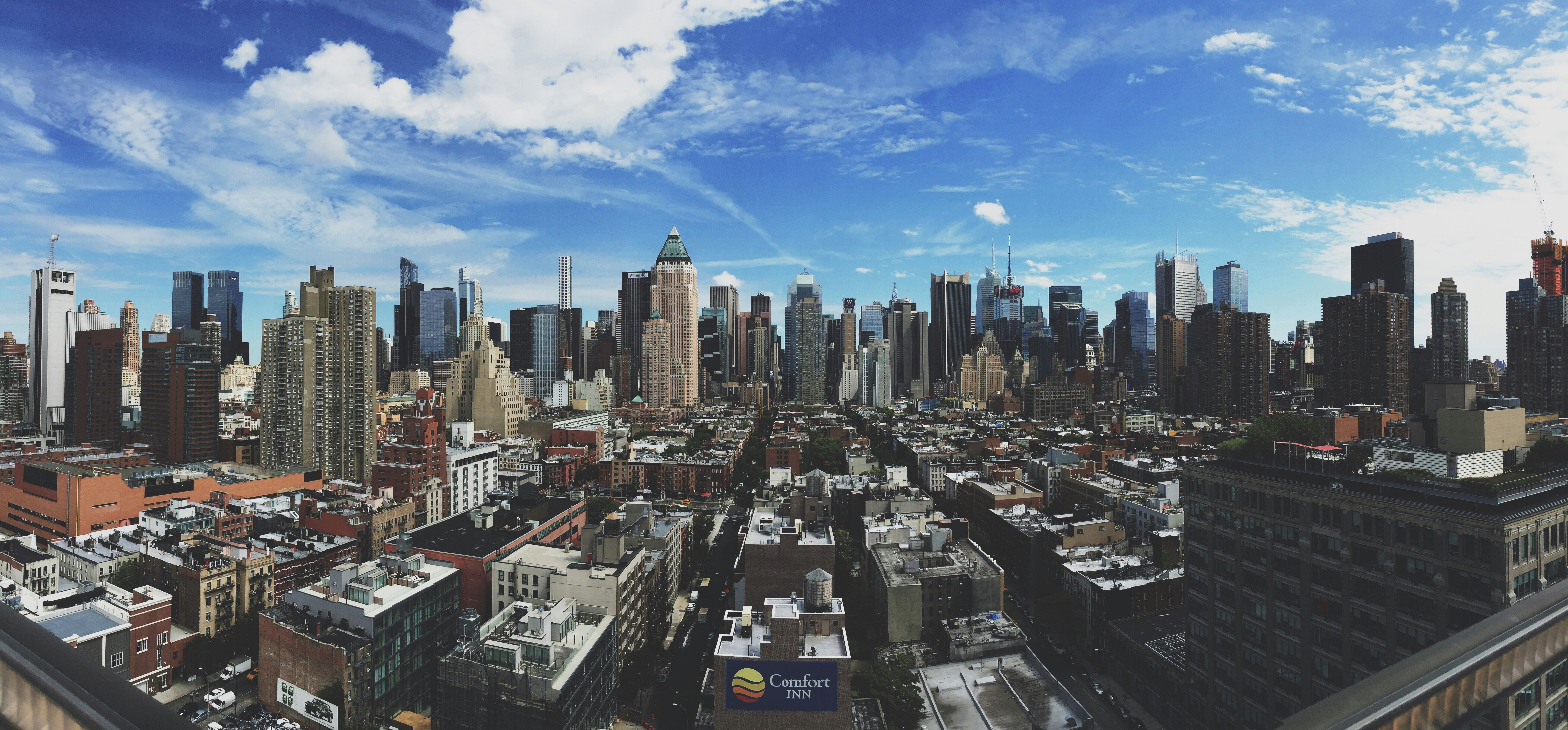 Manhattan Daytime City Skyline