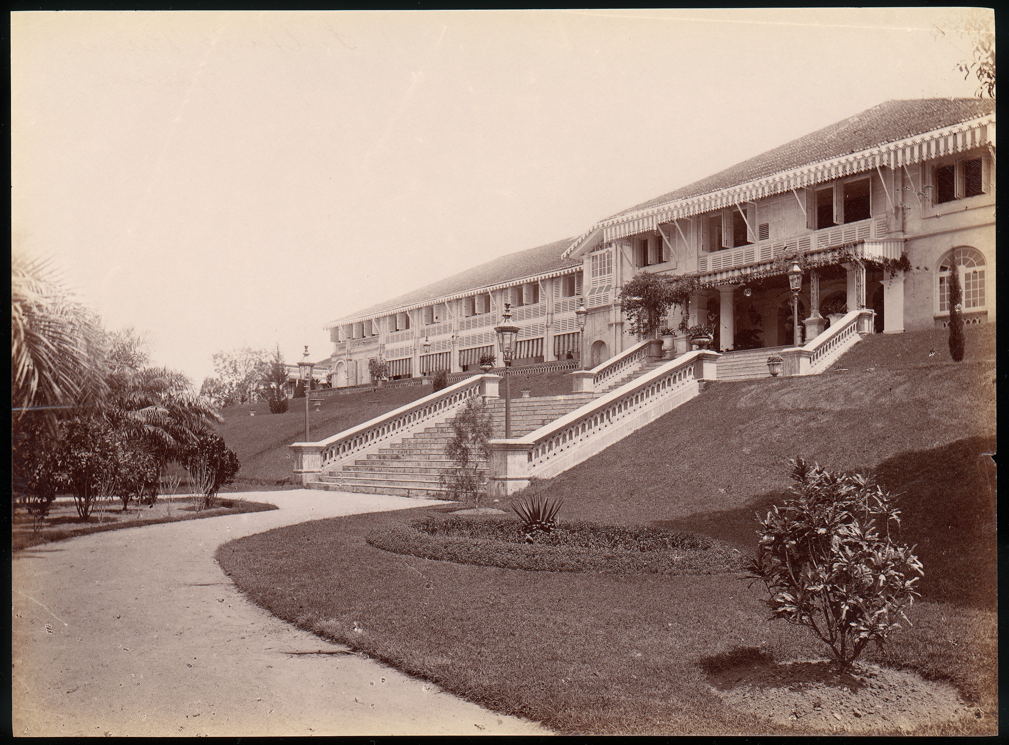Vintage Colonial Hillside Mansion
