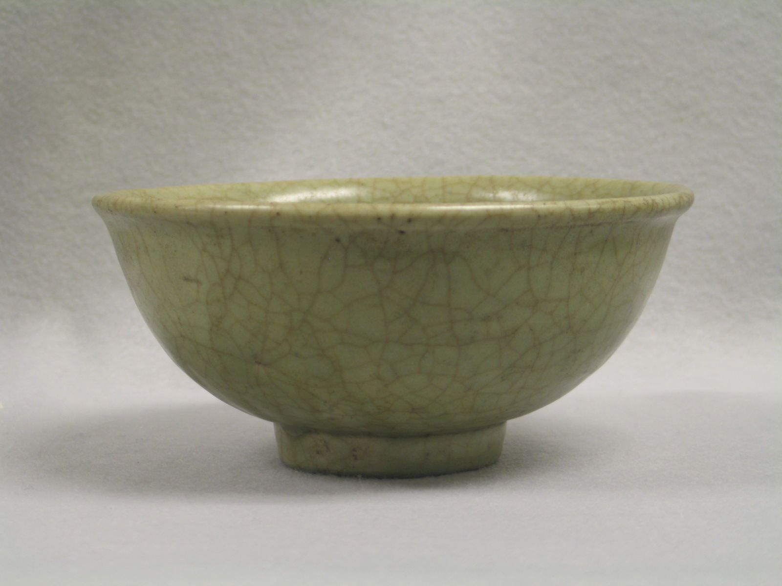 Celadon Crackle Glazed Porcelain Bowl
