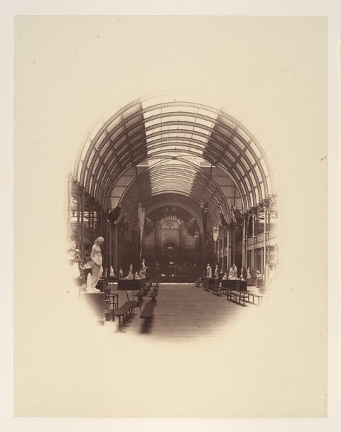 Vintage Sculpture Exhibition Hall Interior