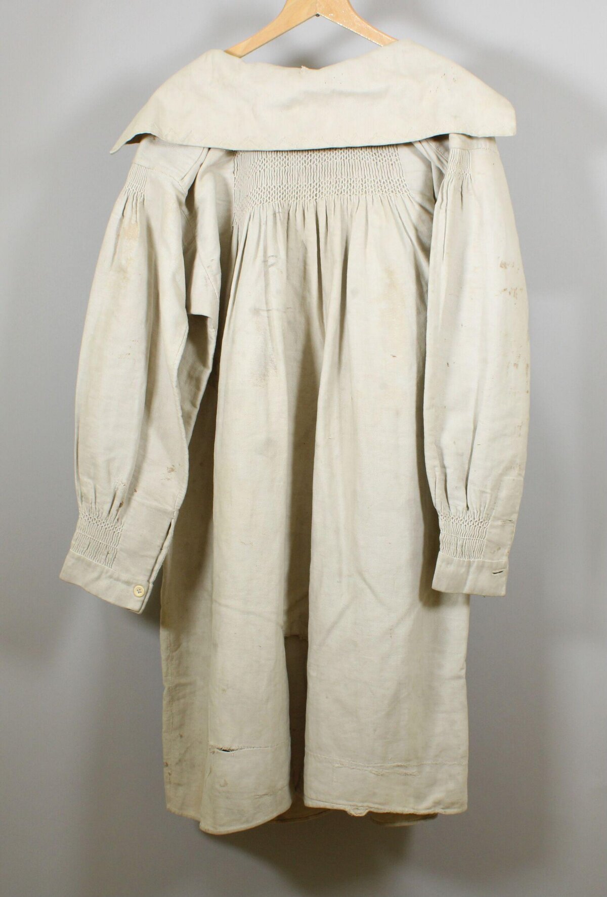 Vintage Smocked White Long Shirt