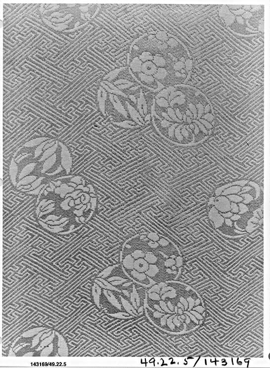 Traditional Floral Roundel Woven Fabric