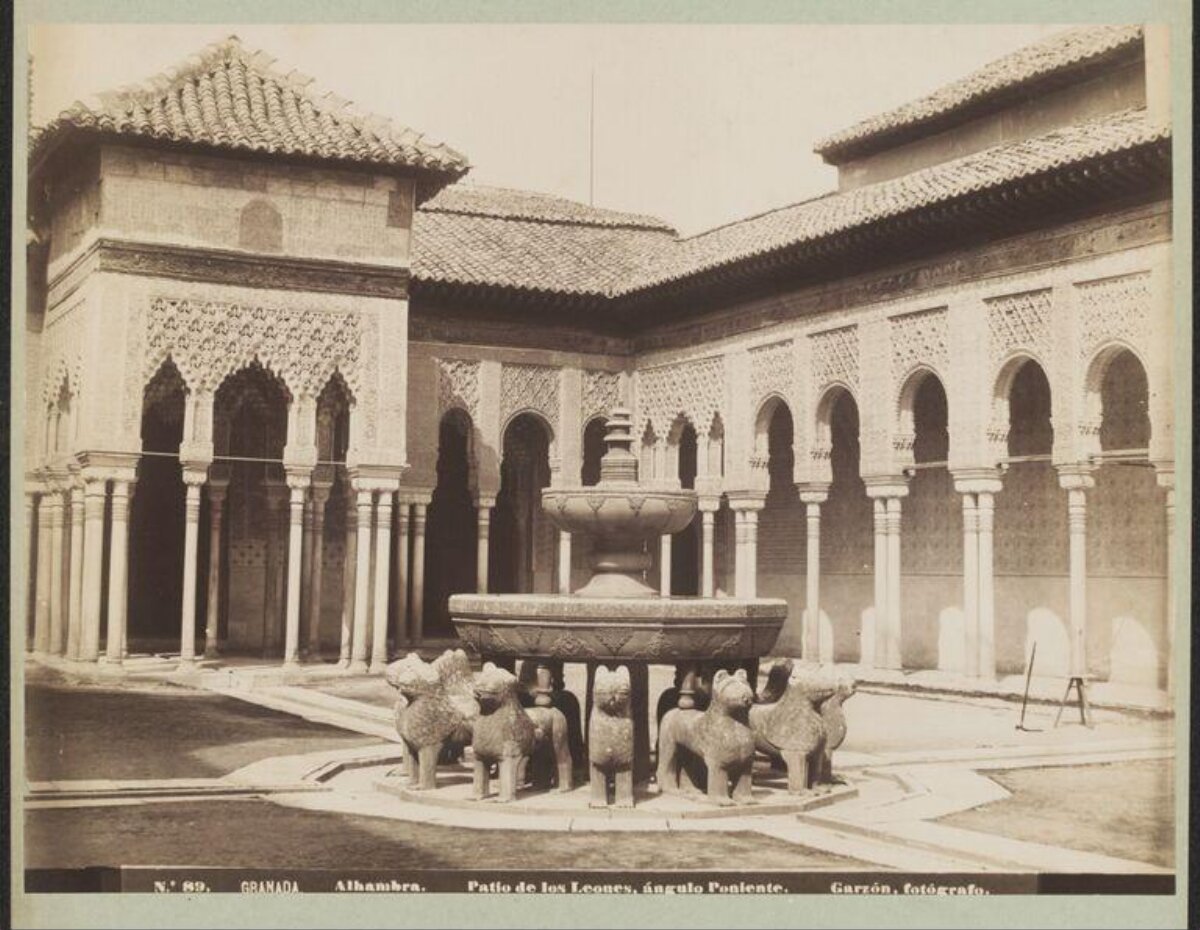 Lion Court of Alhambra, Granada