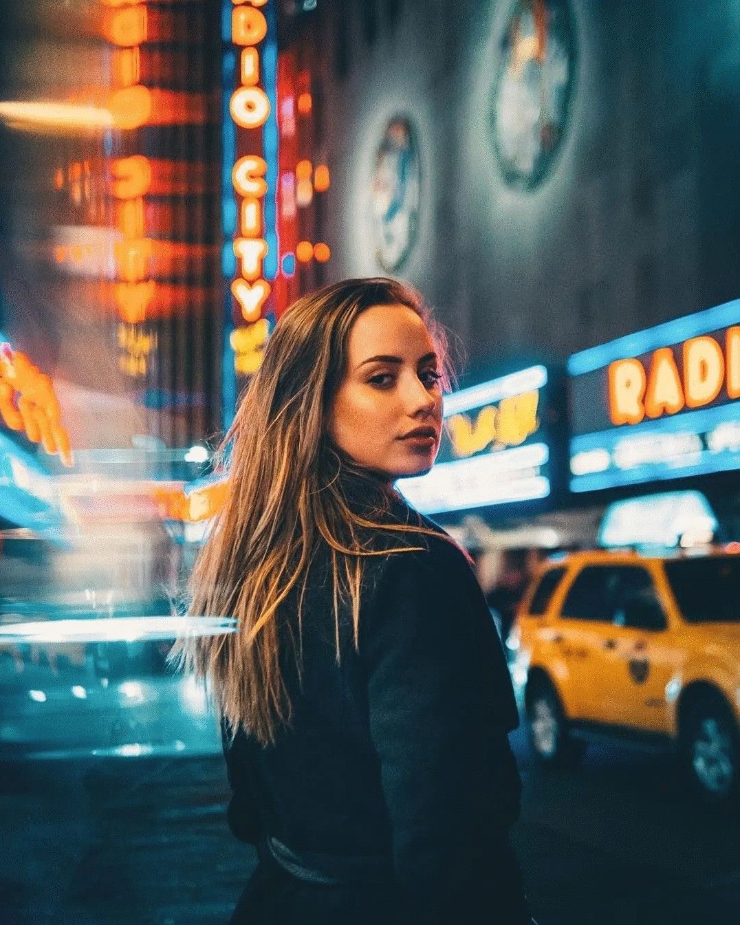 Cyberpunk / Neon