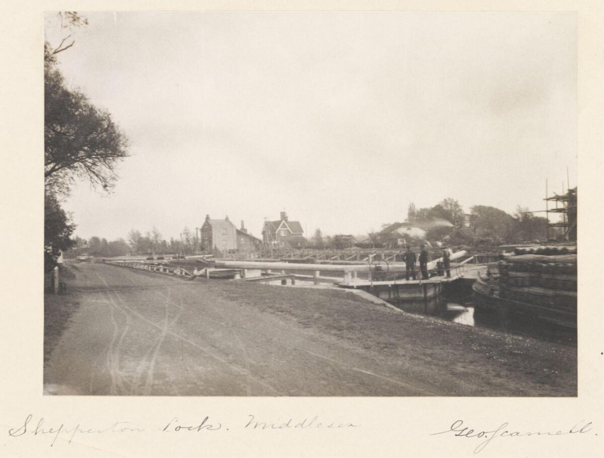 Shepperton Lock, Middlesex