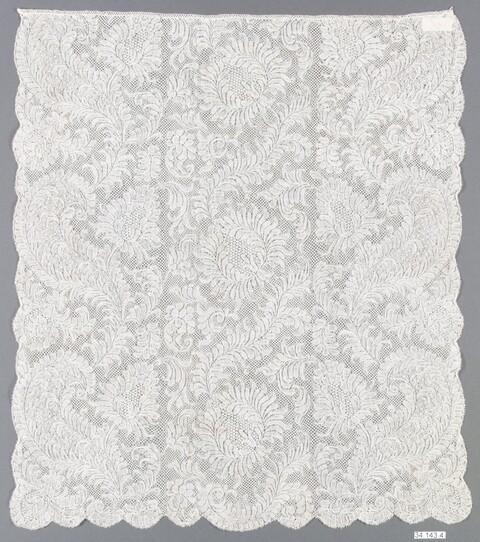 Antique White Floral Lace Panel