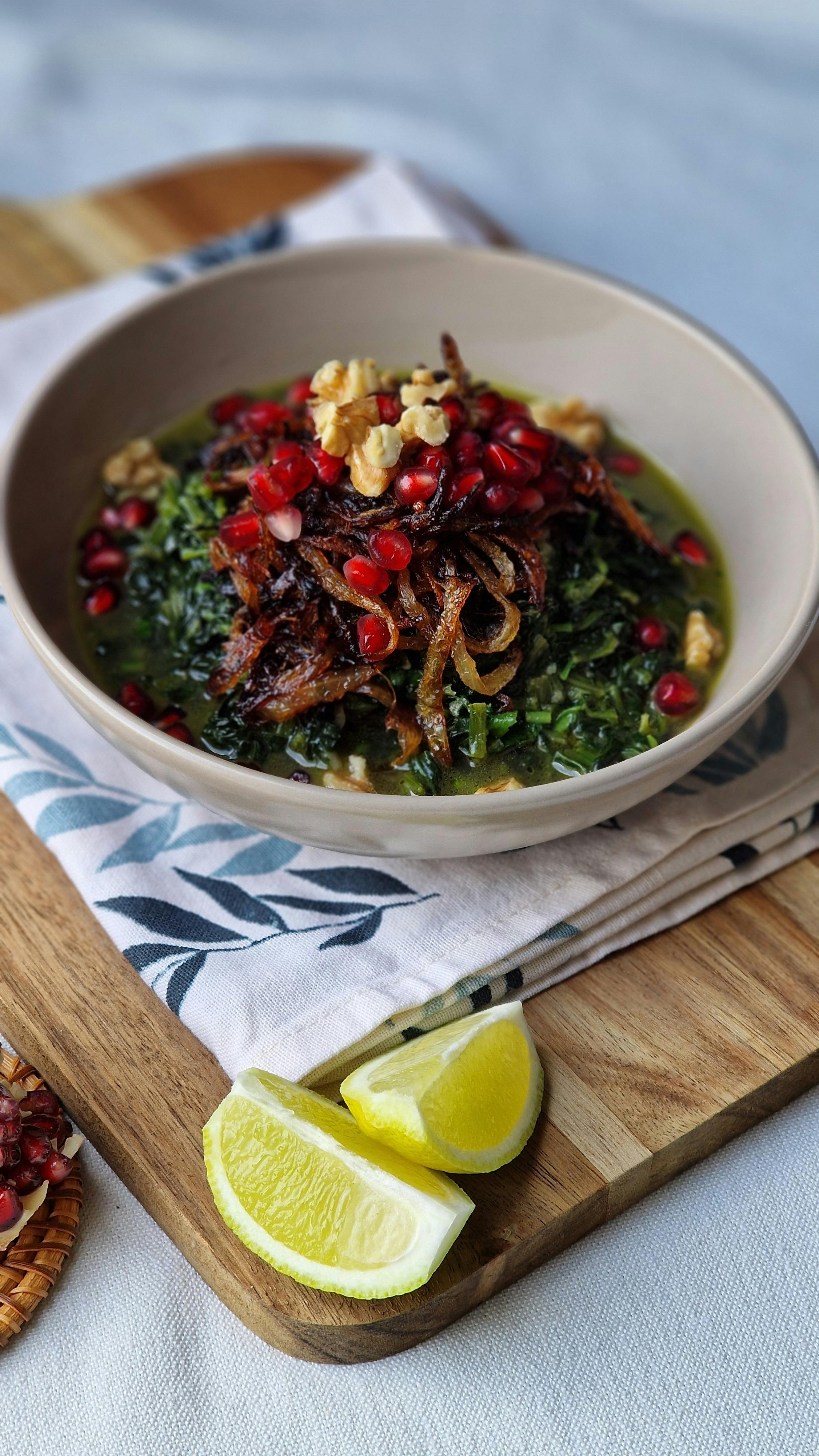 Pomegranate Topped Green Salad
