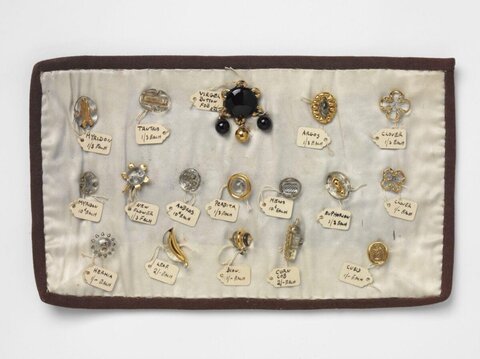 Vintage Button Sales Sample Card