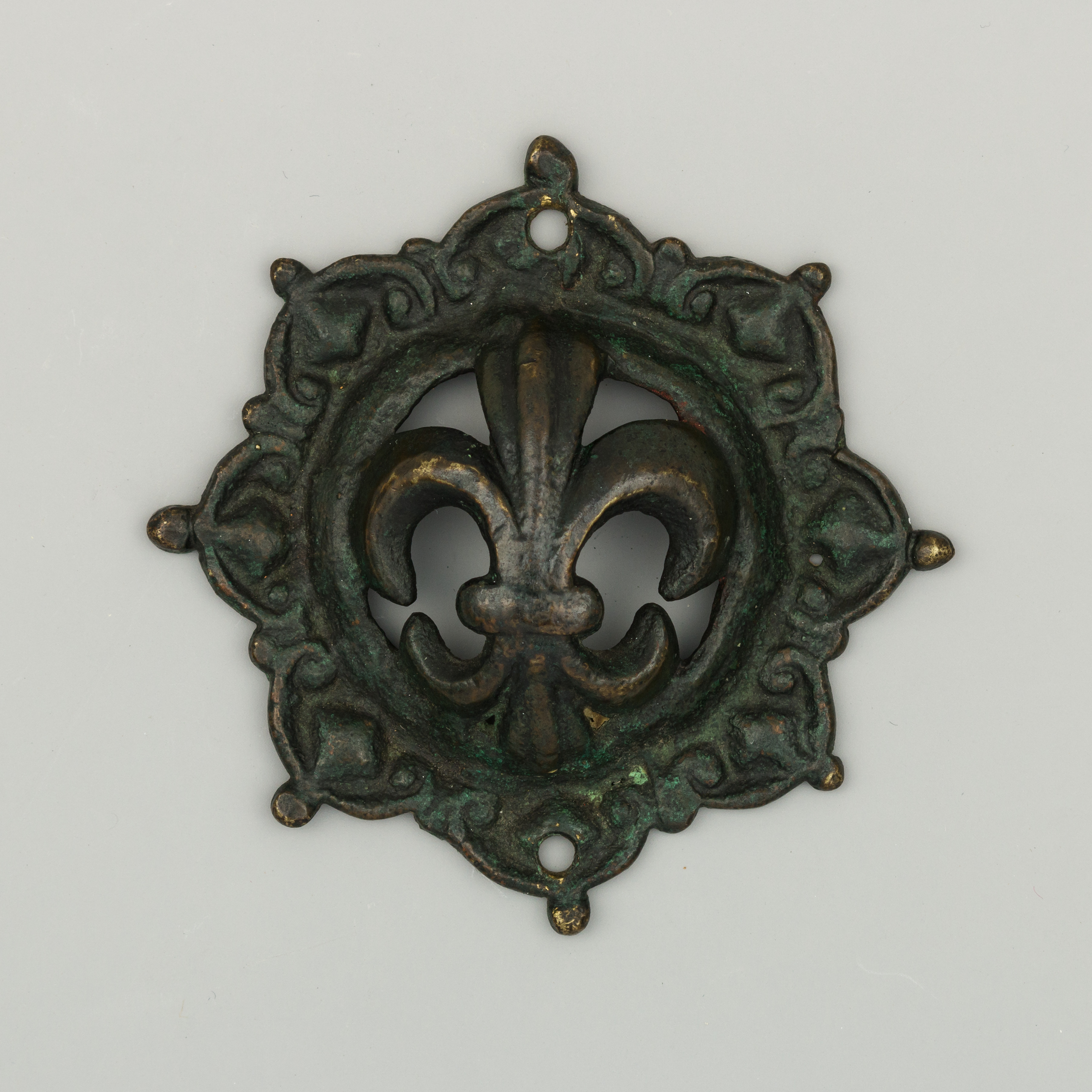 Antique Bronze Fleur-de-lis Ornament