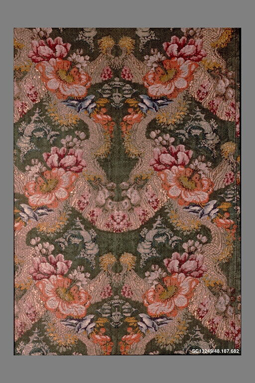 Symmetrical Floral Pattern Textile