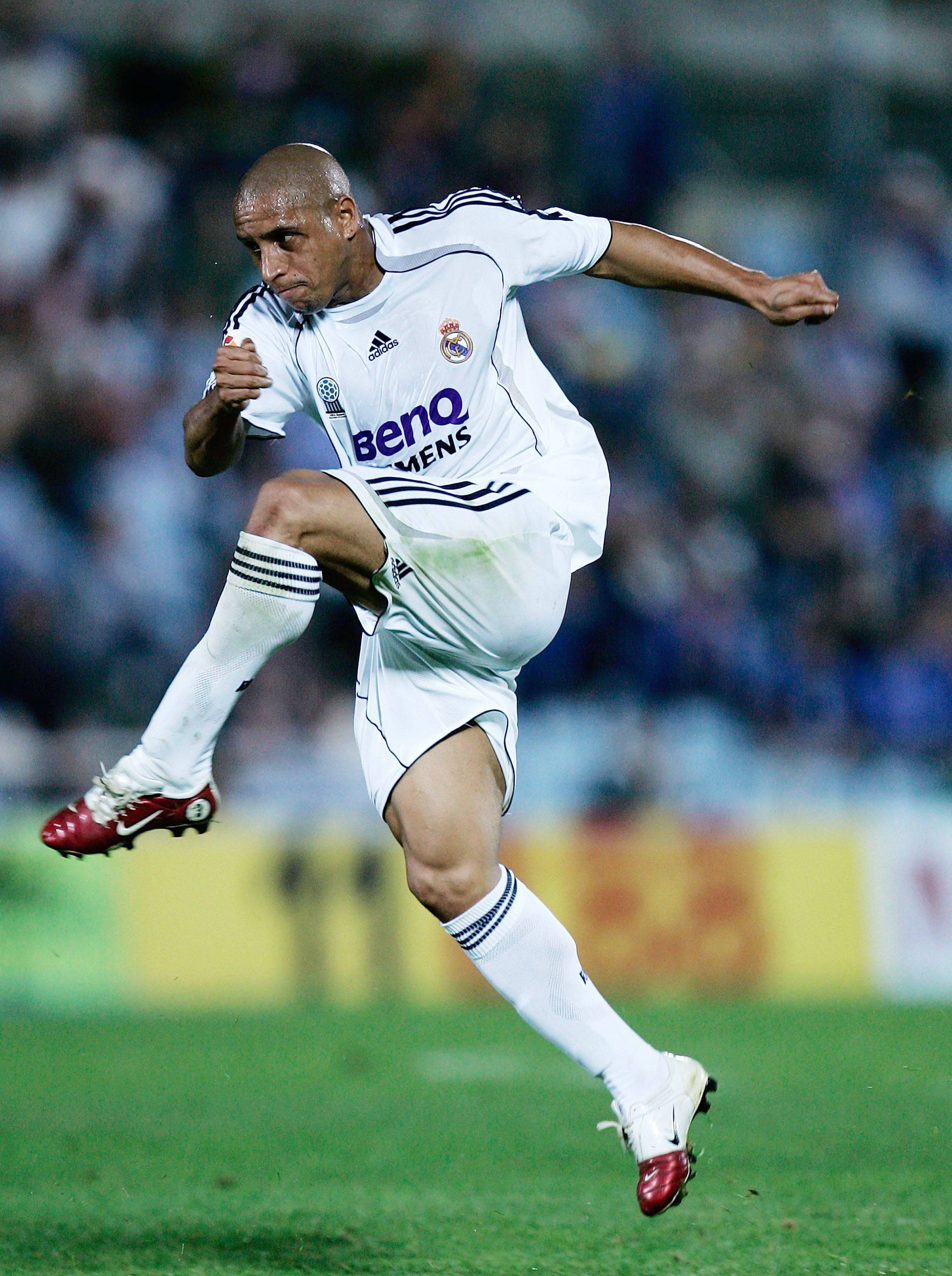 Roberto Carlos Playing for Real Madrid