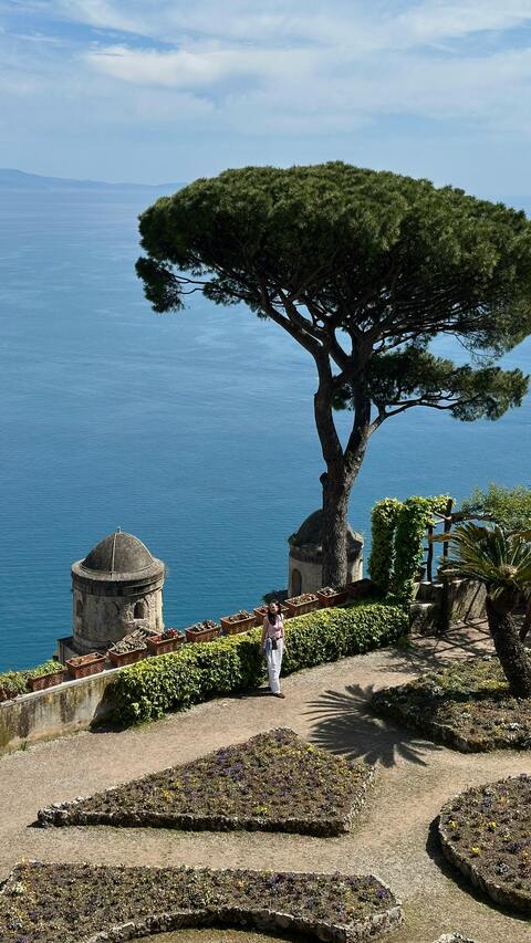 Cliffside Garden Sea View
