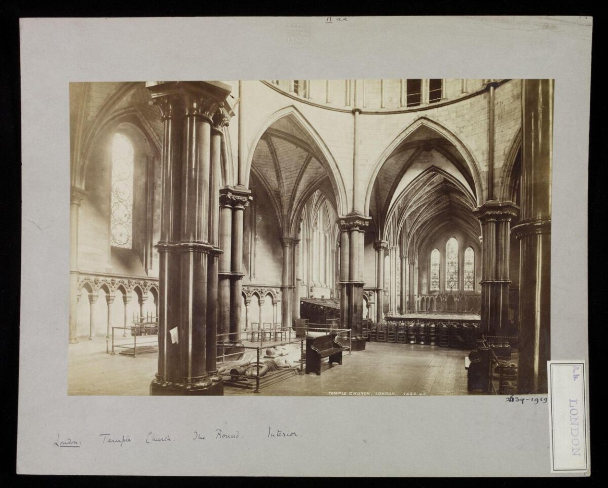 Interior of London Temple Church Round