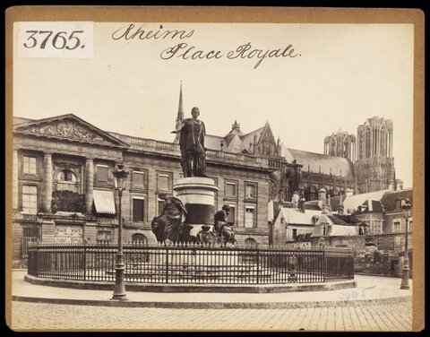Rheims Place Royale Historic View