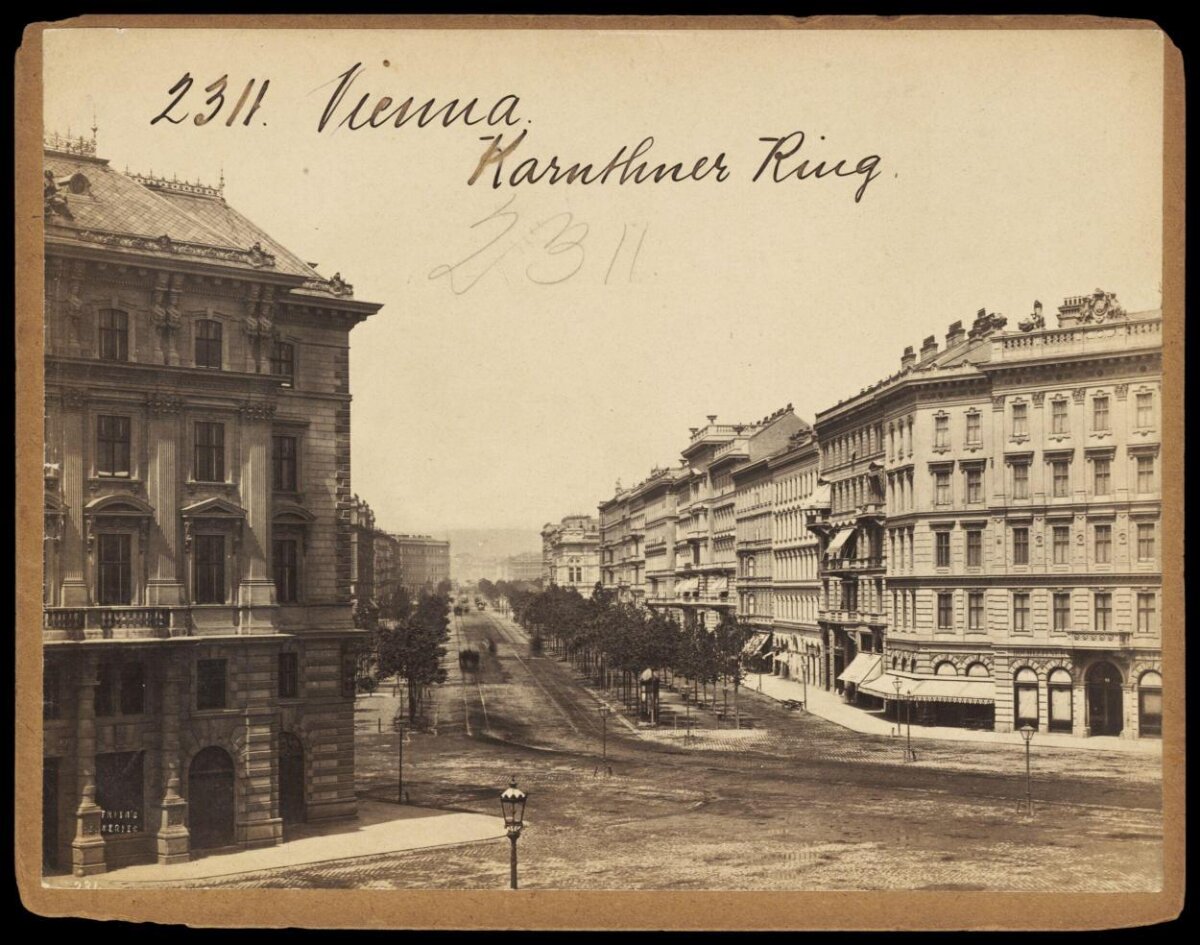Vintage Vienna Kärntner Ring Street View