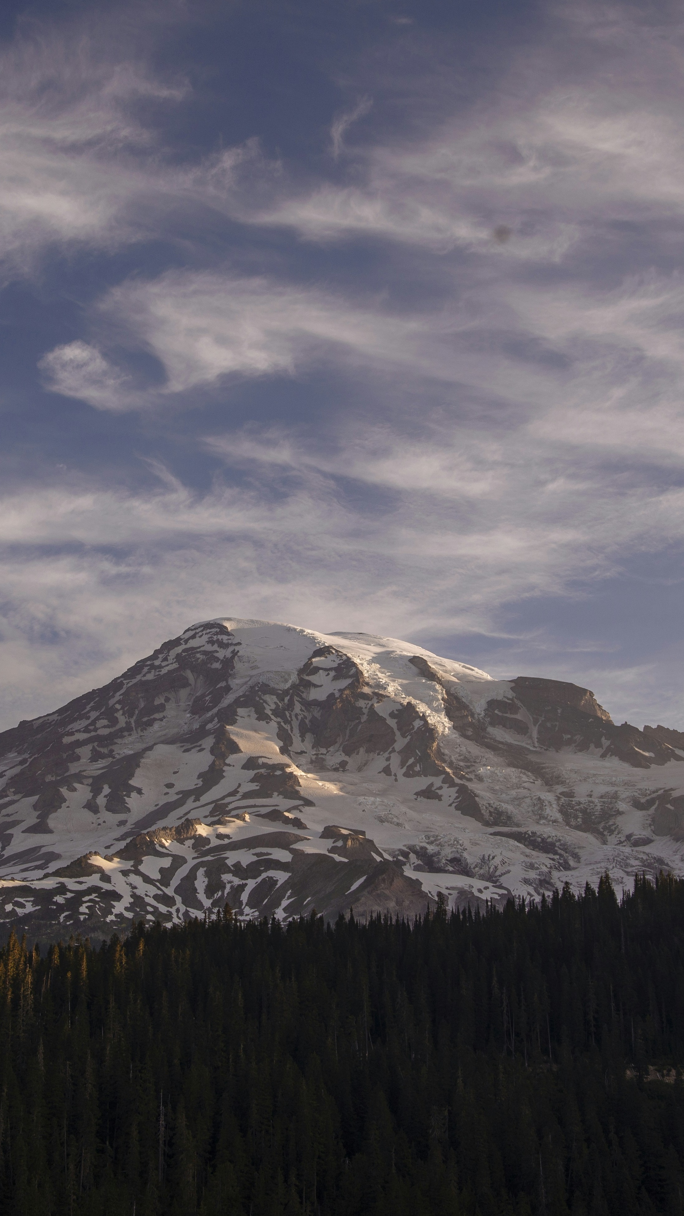 Snow-capped Mount Rainier