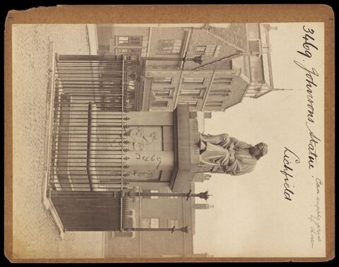 Johnson Statue in Lichfield