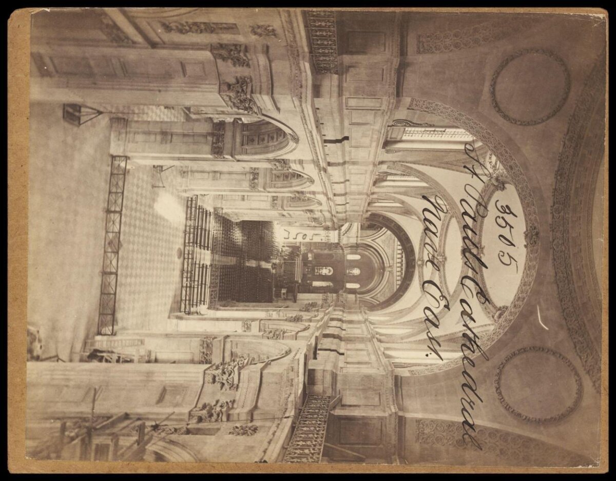 St Paul's Cathedral Nave Interior