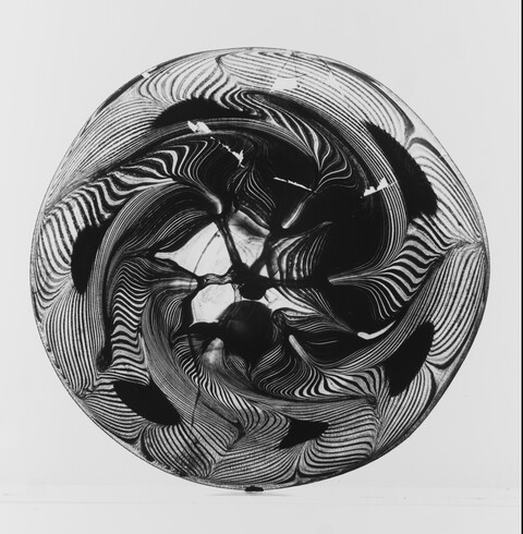 Monochrome Swirling Circular Abstract Pattern