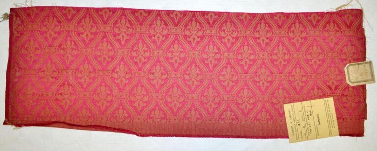 Pink Fleur-de-lis Patterned Textile Sample