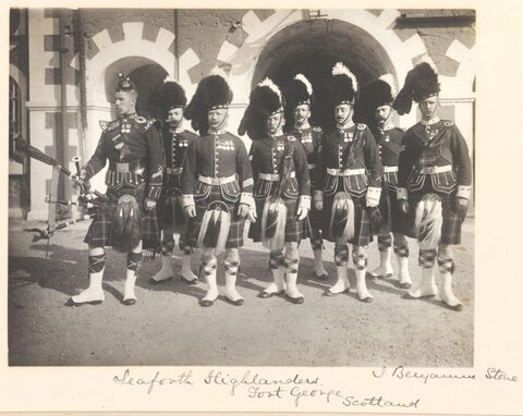 Seaforth Highlanders at Fort George