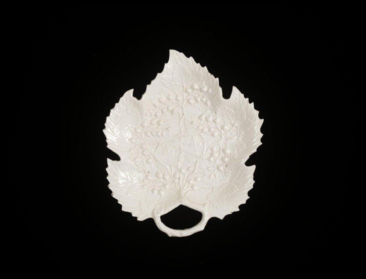 White Leaf-shaped Porcelain Dish — Black Backgrounds