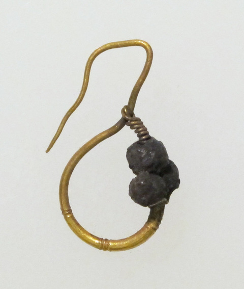 Antique Gold Earring With Dark Beads