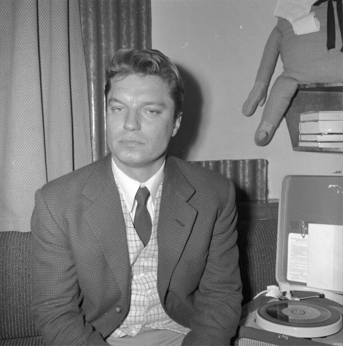 Peter Finch Portrait on Couch