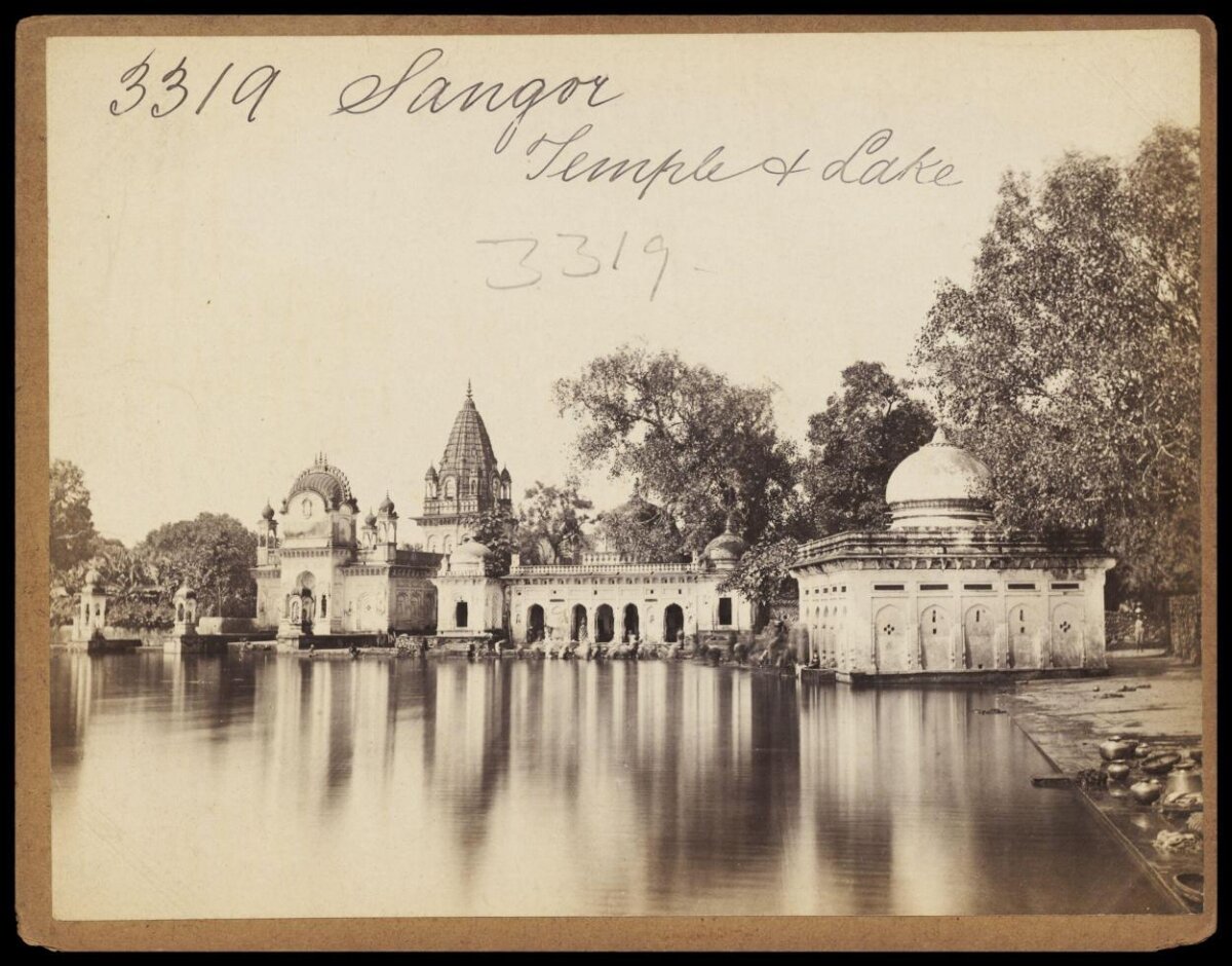 Sangor Temple and Lake