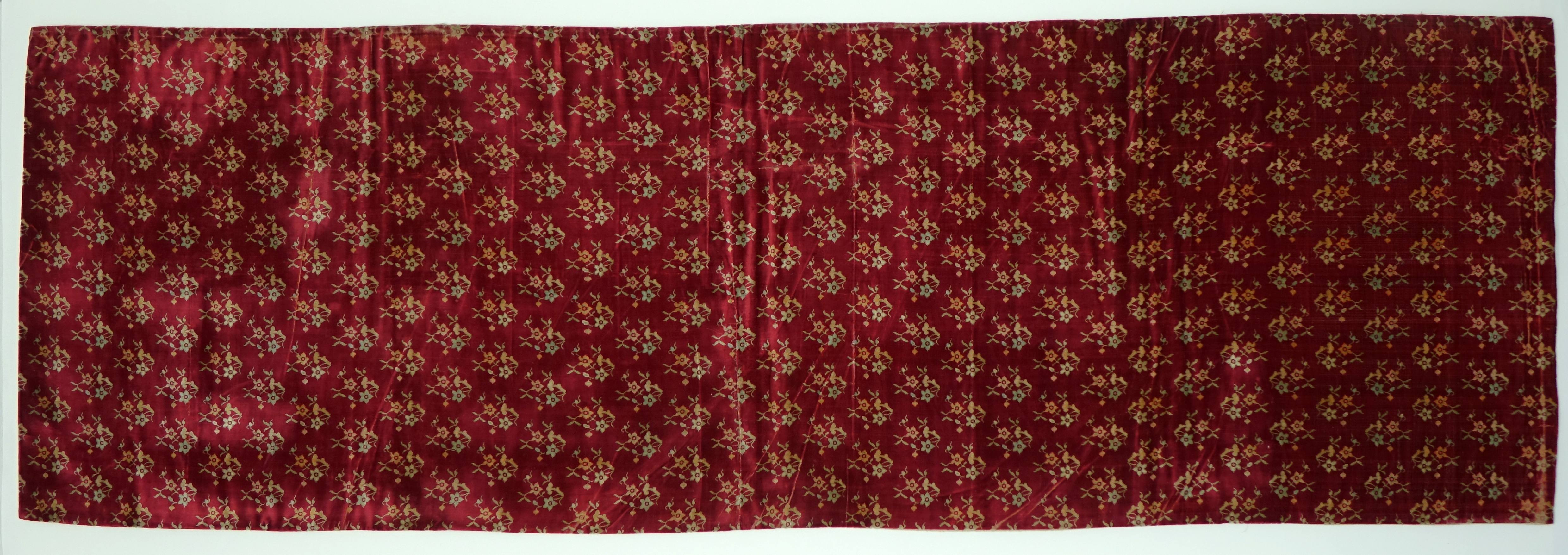 Red Floral Patterned Textile Fabric