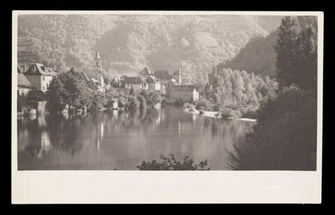 Riverside Village in Mountain Valley