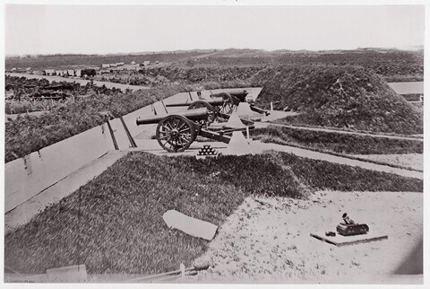 Earthen Fort with Three Cannons