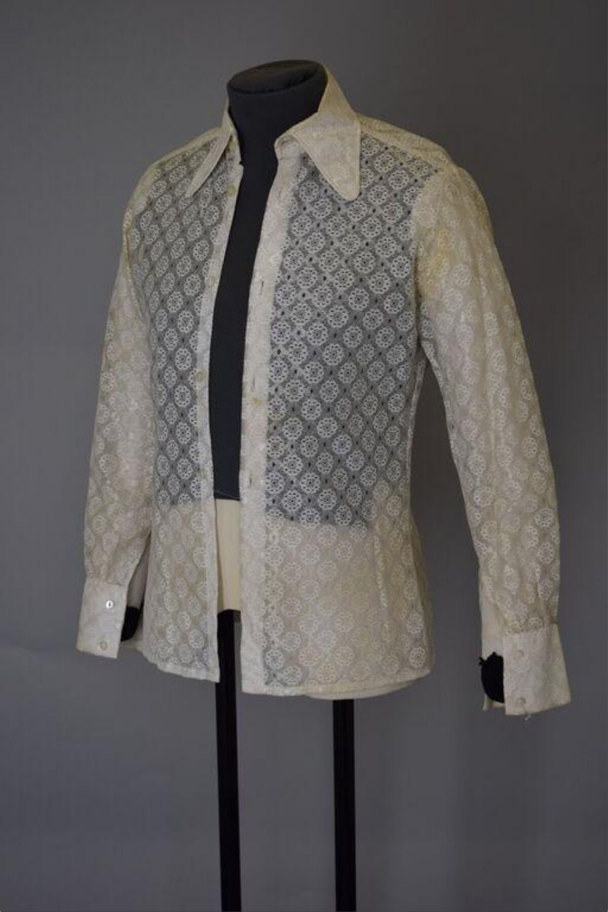 Vintage Patterned Men's Long Sleeve Shirt