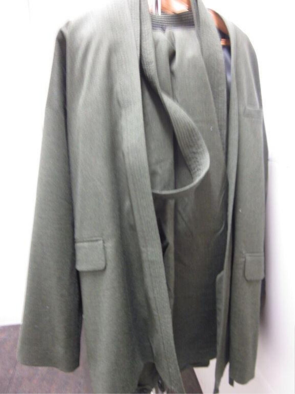 Hanging Olive Green Open Blazer