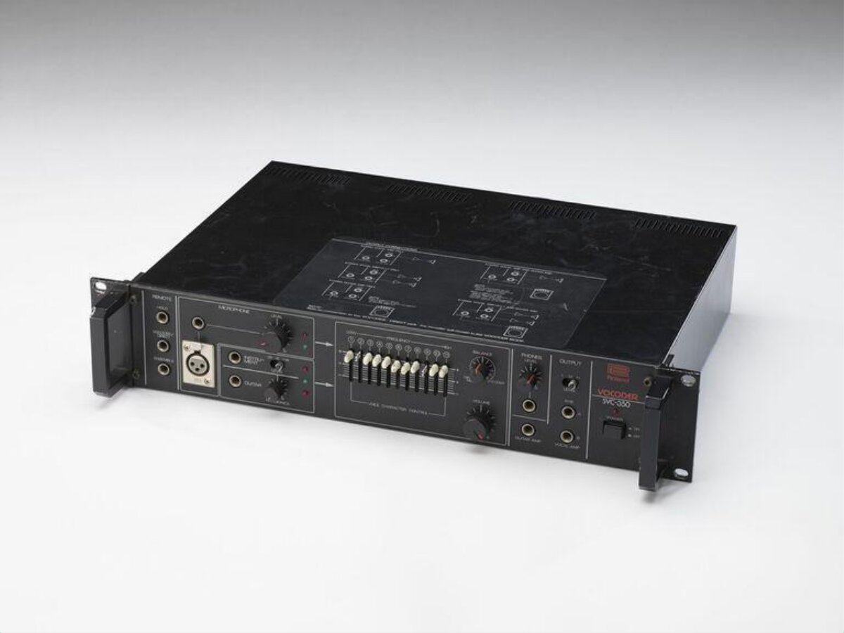 Vintage Roland SVC-350 Vocoder