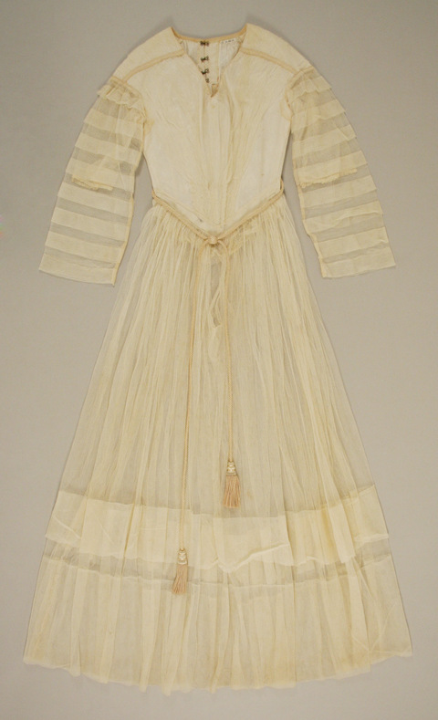 Vintage Cream Mesh Long Dress