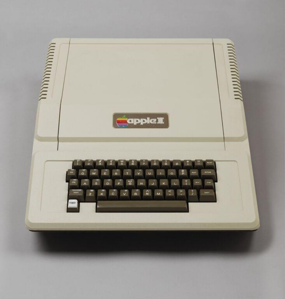 Vintage Apple II Computer — Technology