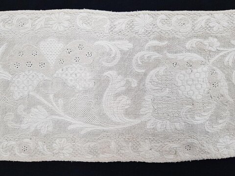 White Floral Embroidered Lace Trim