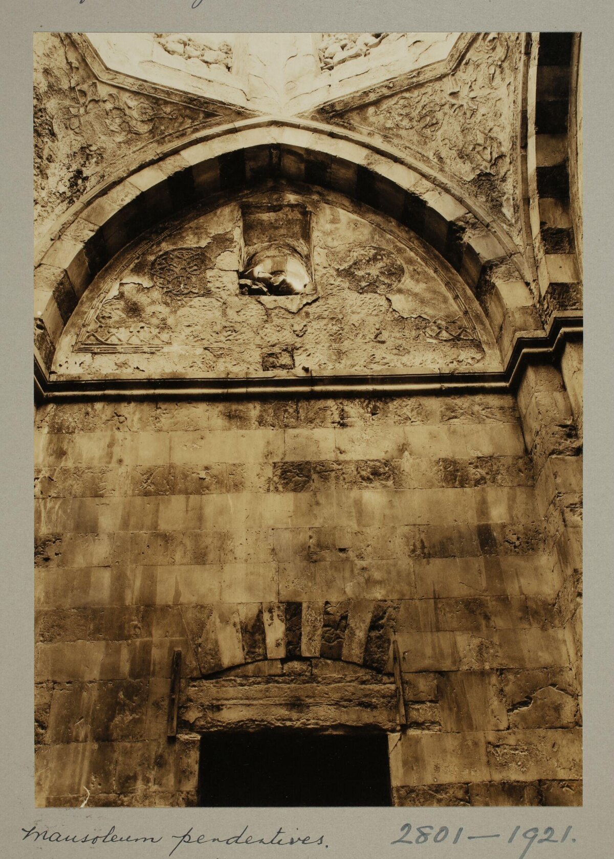 Mausoleum Pendentives Architectural Detail