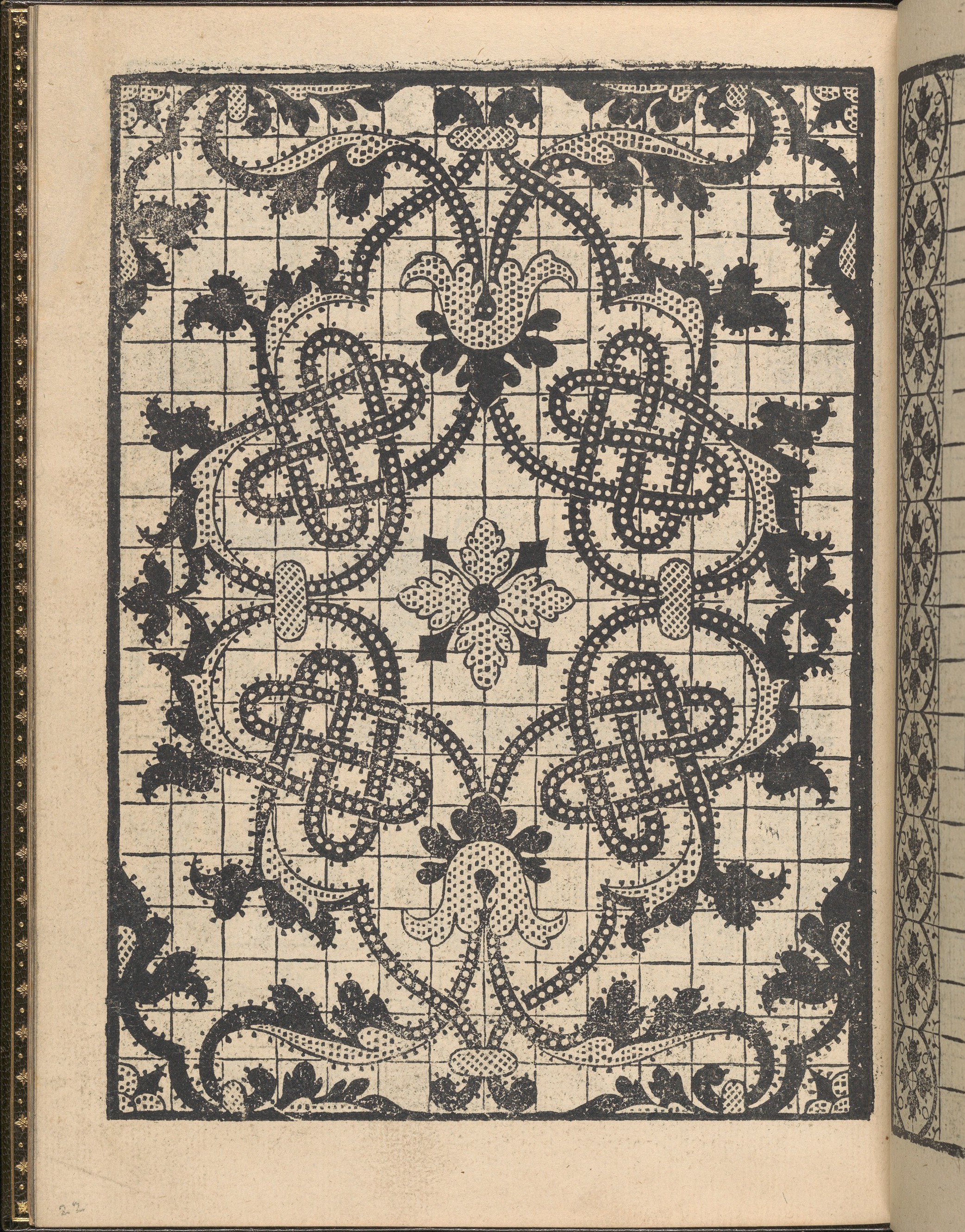 Vintage Knotwork Floral Pattern Print
