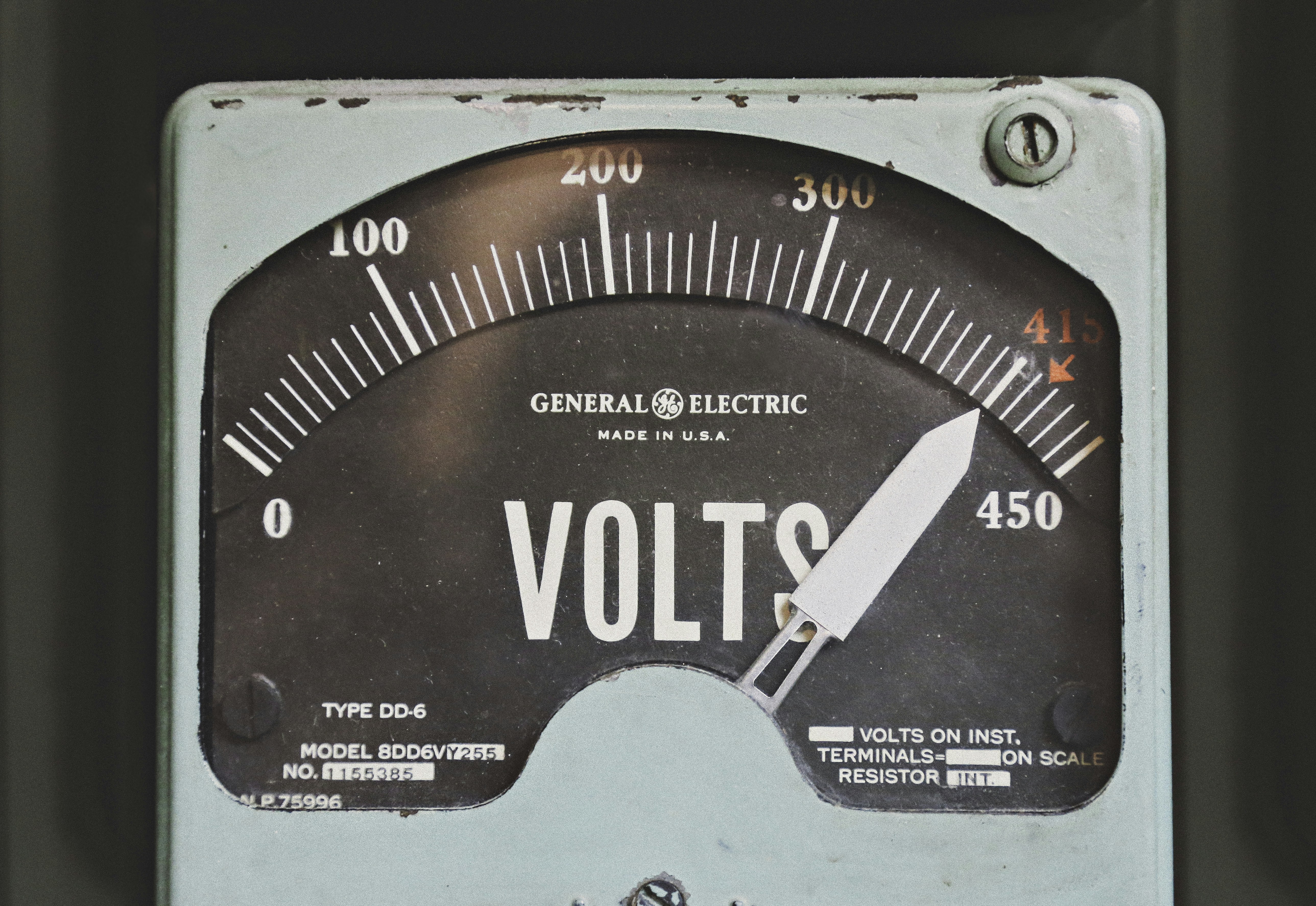 Vintage General Electric Voltmeter